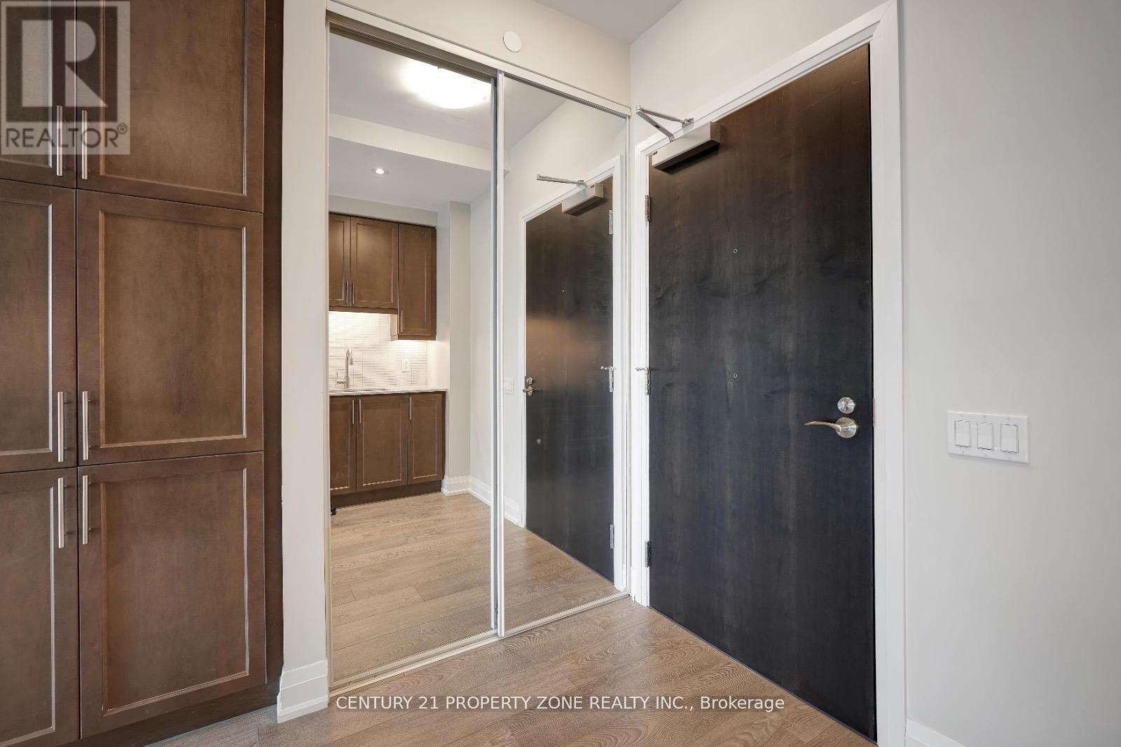 Property at 1207 - 15 LYNCH STREET image 2