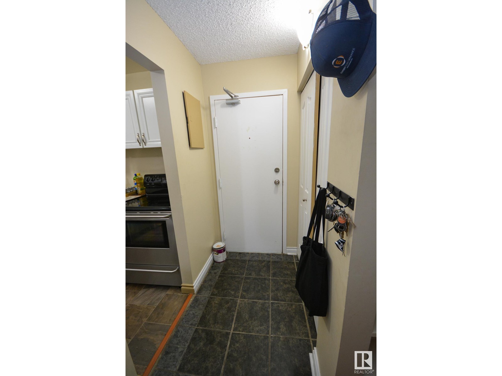 Property at 6032 TUDOR GL image 3