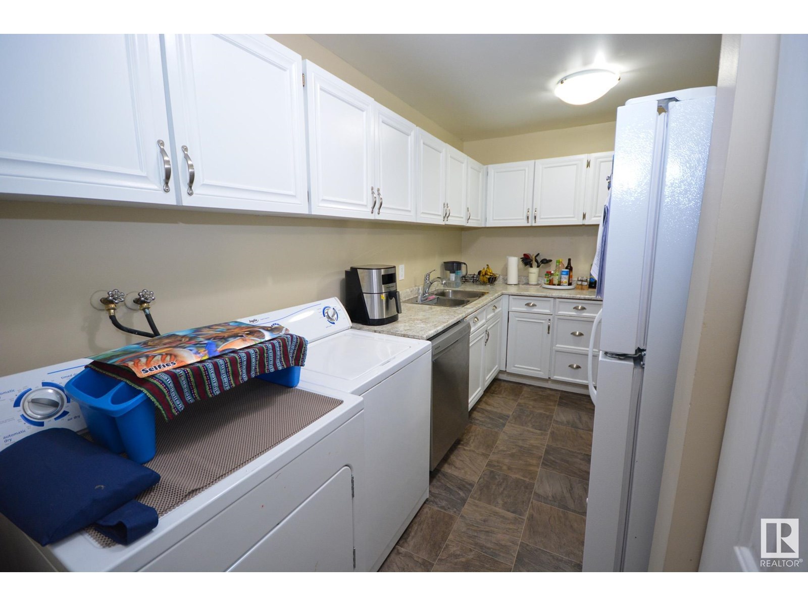Property at 6032 TUDOR GL image 5