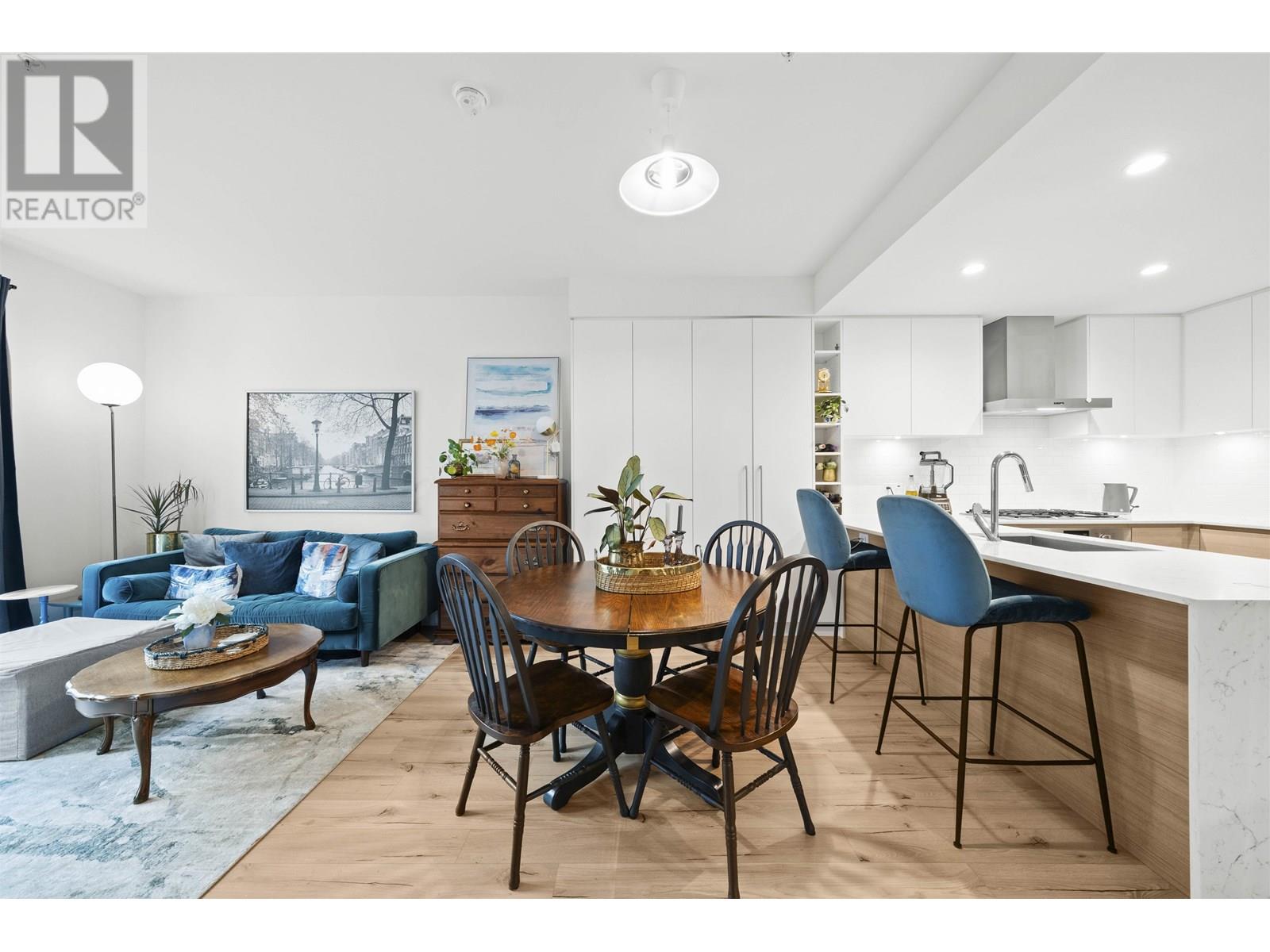 422 3131 MURRAY STREET, port moody, British Columbia V3H0L9