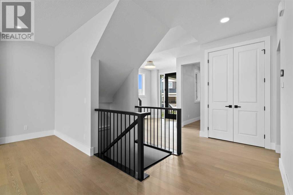 Property at 205 Creekstone Hill SW image 5