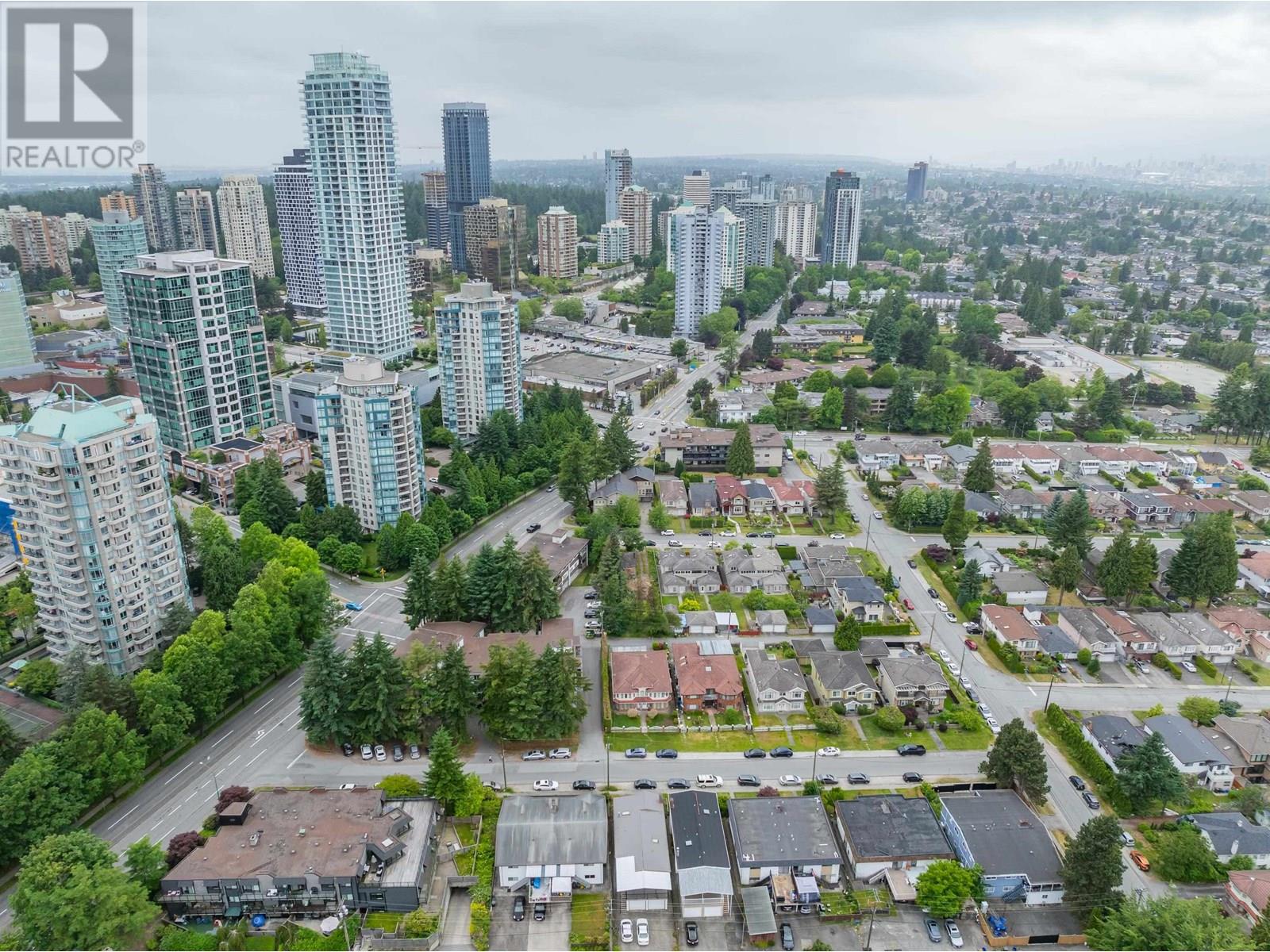 5864 Pioneer Avenue, Burnaby, British Columbia  V5H 2X7 - Photo 10 - R3016270