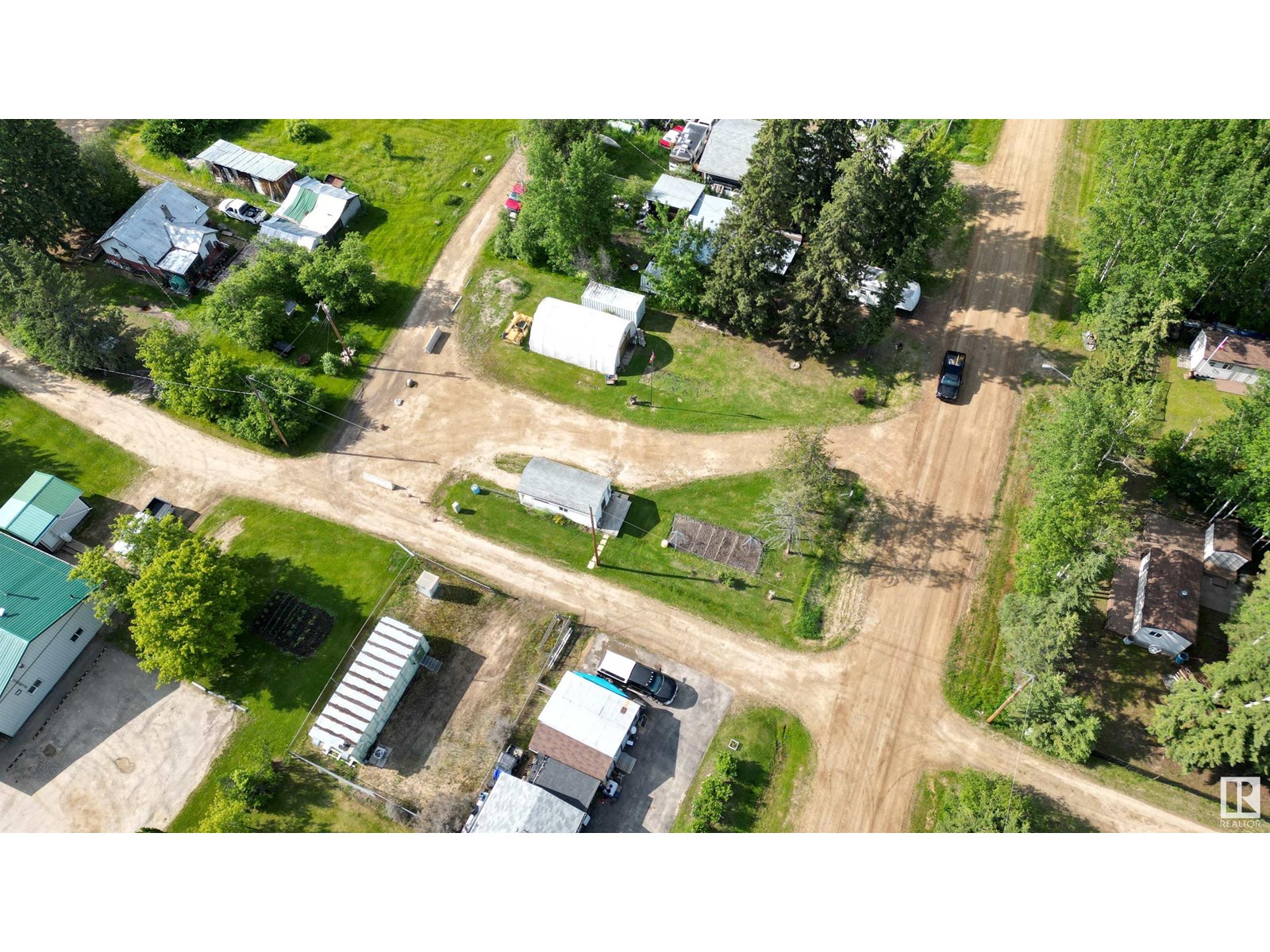 6 1st Street, Flatbush, Alberta  T0G 0Z0 - Photo 1 - E4442832