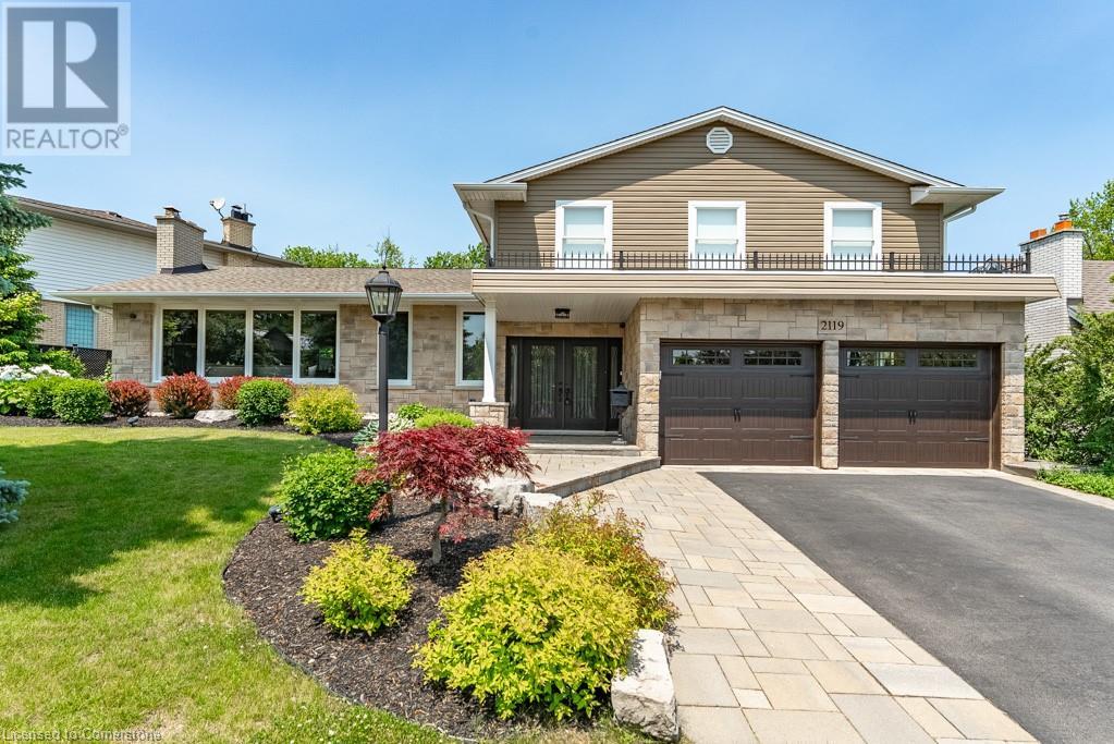 Property at 2119 AGINCOURT Crescent image 3