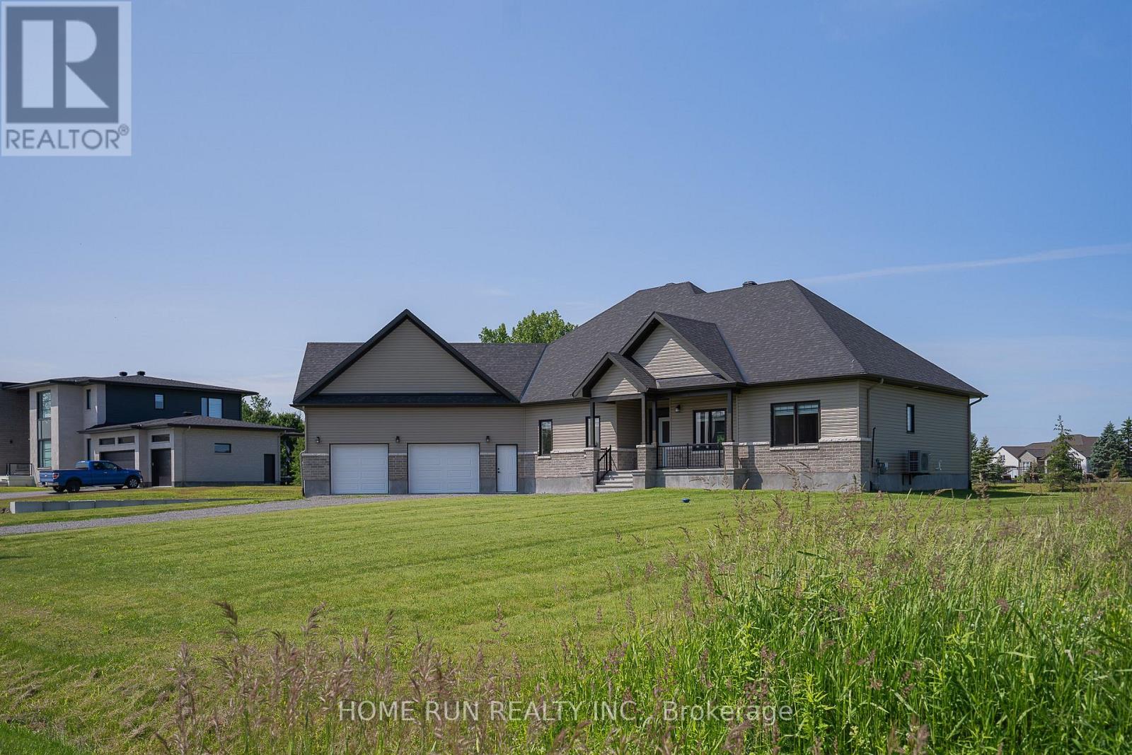 Property at 212 SUMMERVIEW TERRACE image 2