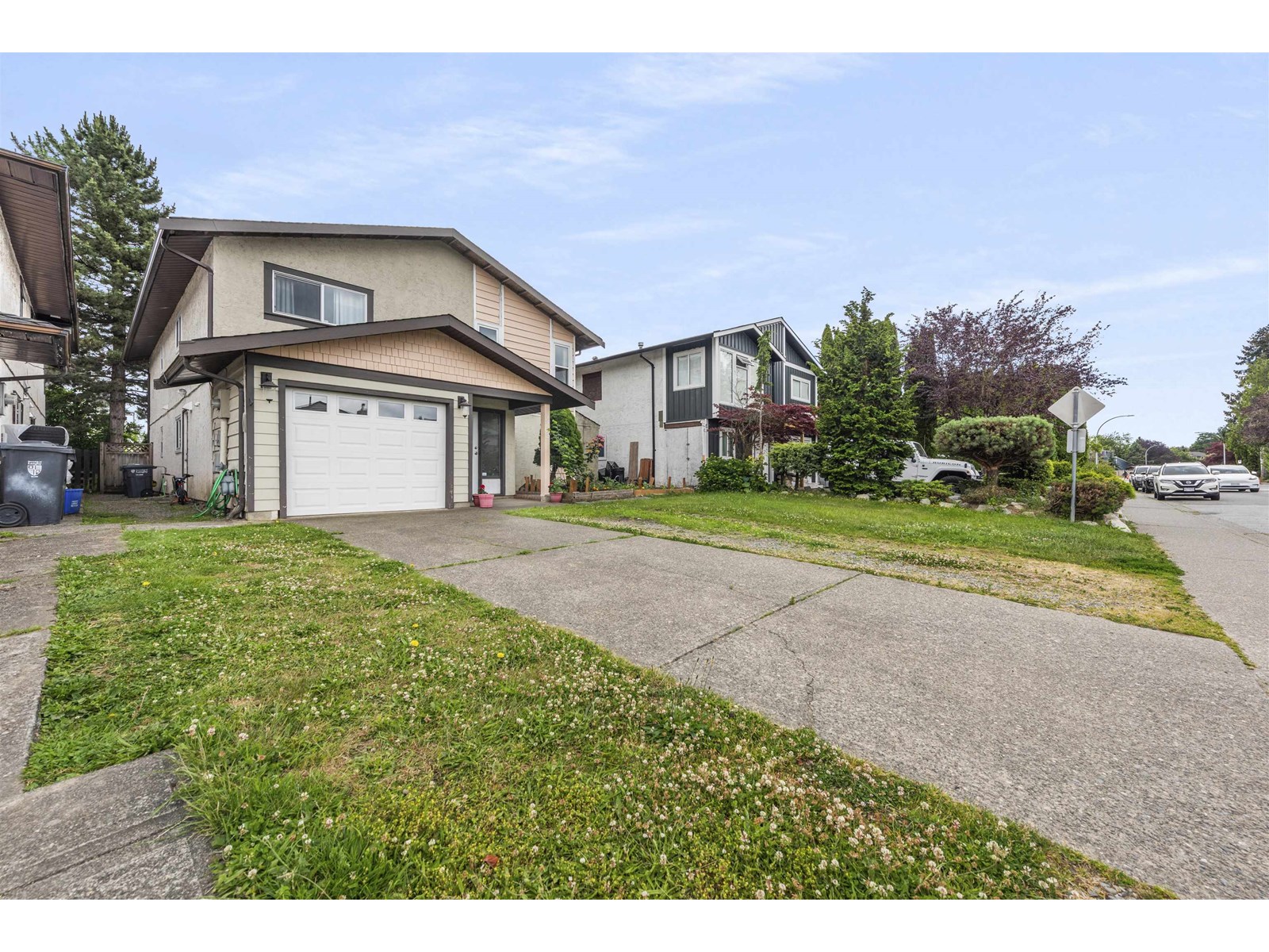 Property at 2262 WILLOUGHBY WAY image 2