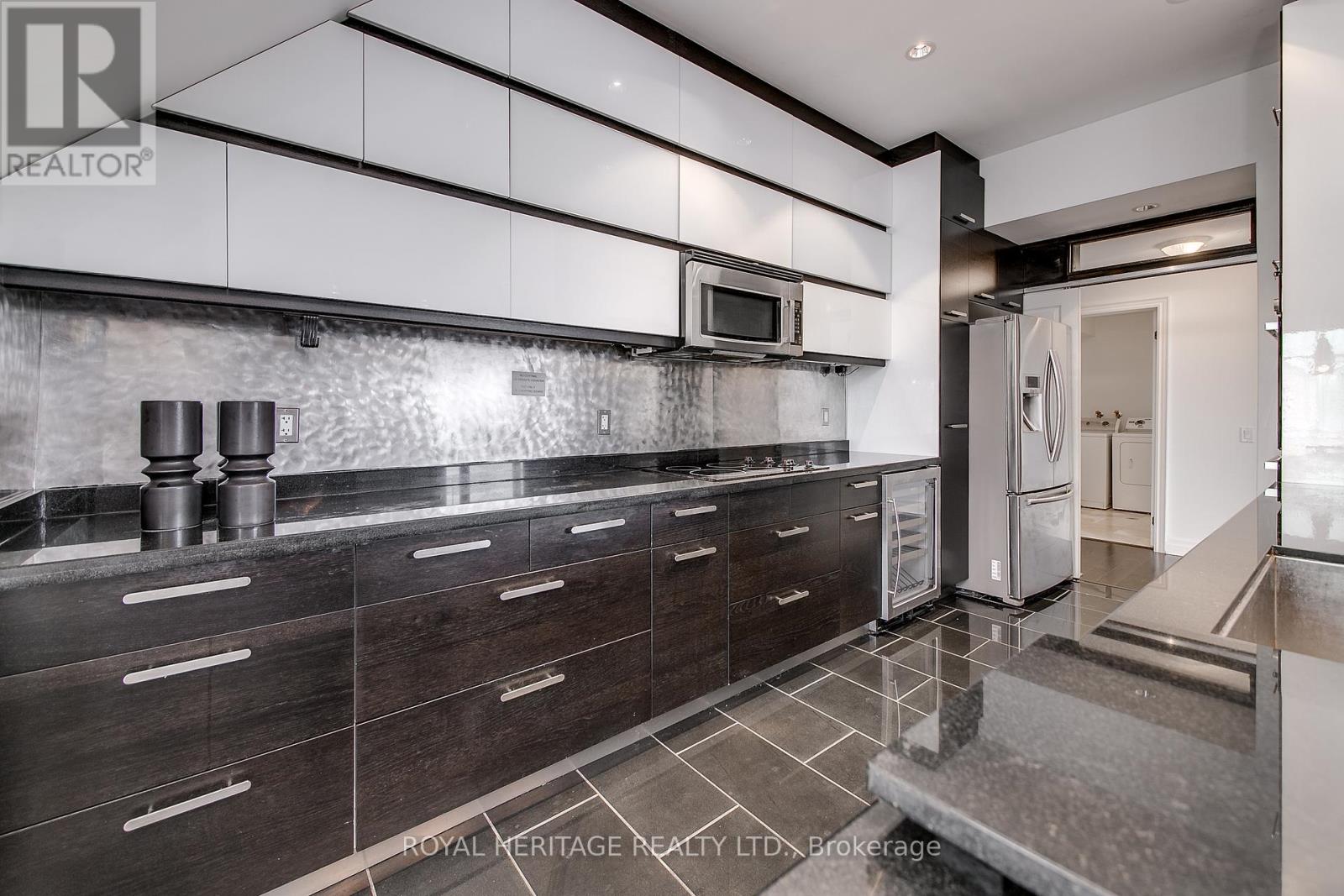 605 - 130 Steamship Bay Road, Gravenhurst (Muskoka (S)), Ontario  P1P 1Z9 - Photo 17 - X12227696