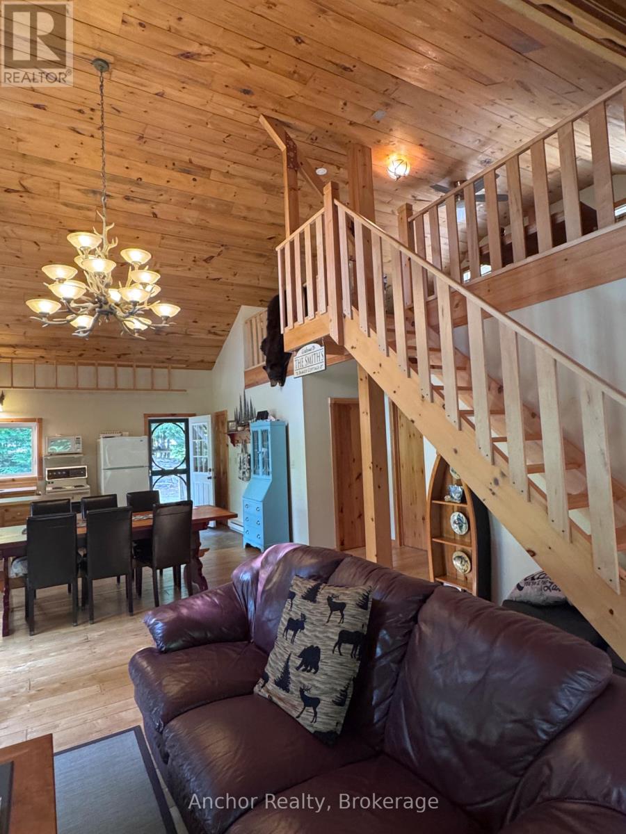 10469 Little Hawk Lake, Algonquin Highlands, Ontario  K0M 1S0 - Photo 33 - X12227784
