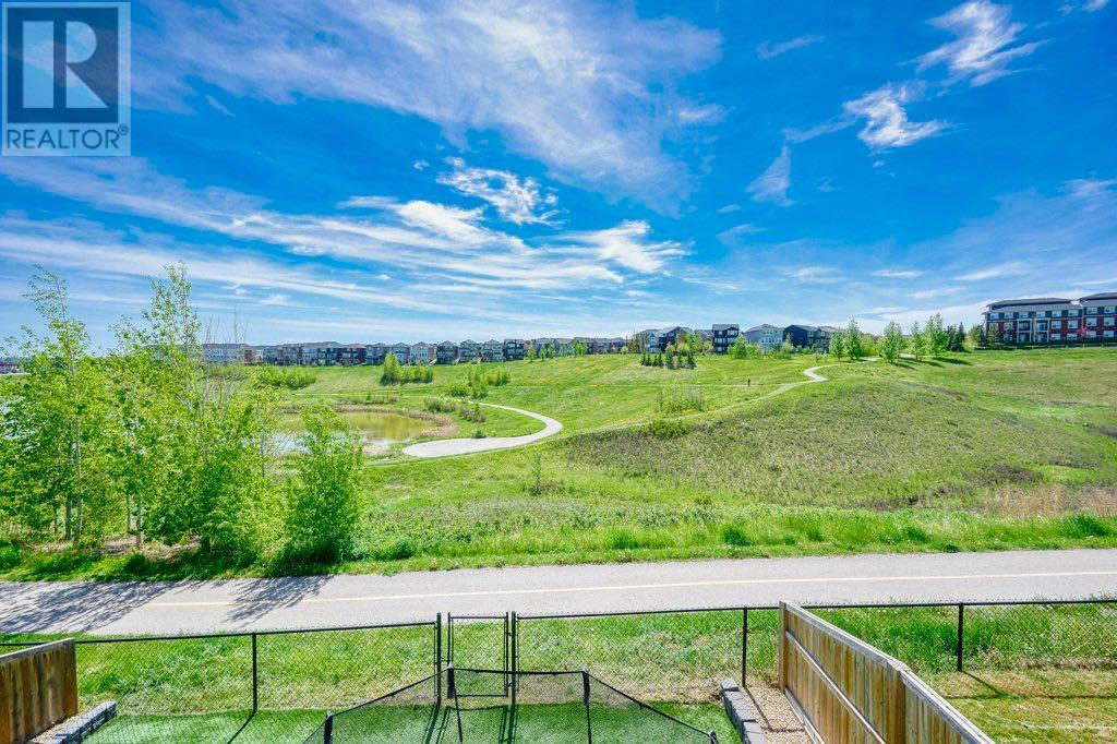 Property at 104 Nolanlake View NW image 3