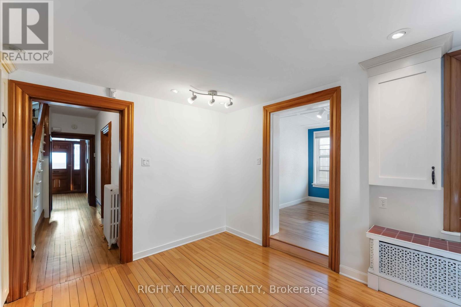 Property at 183 AUGUSTA STREET image 3