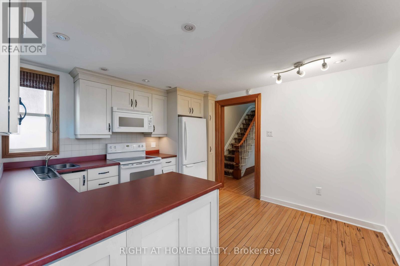 Property at 183 AUGUSTA STREET image 5