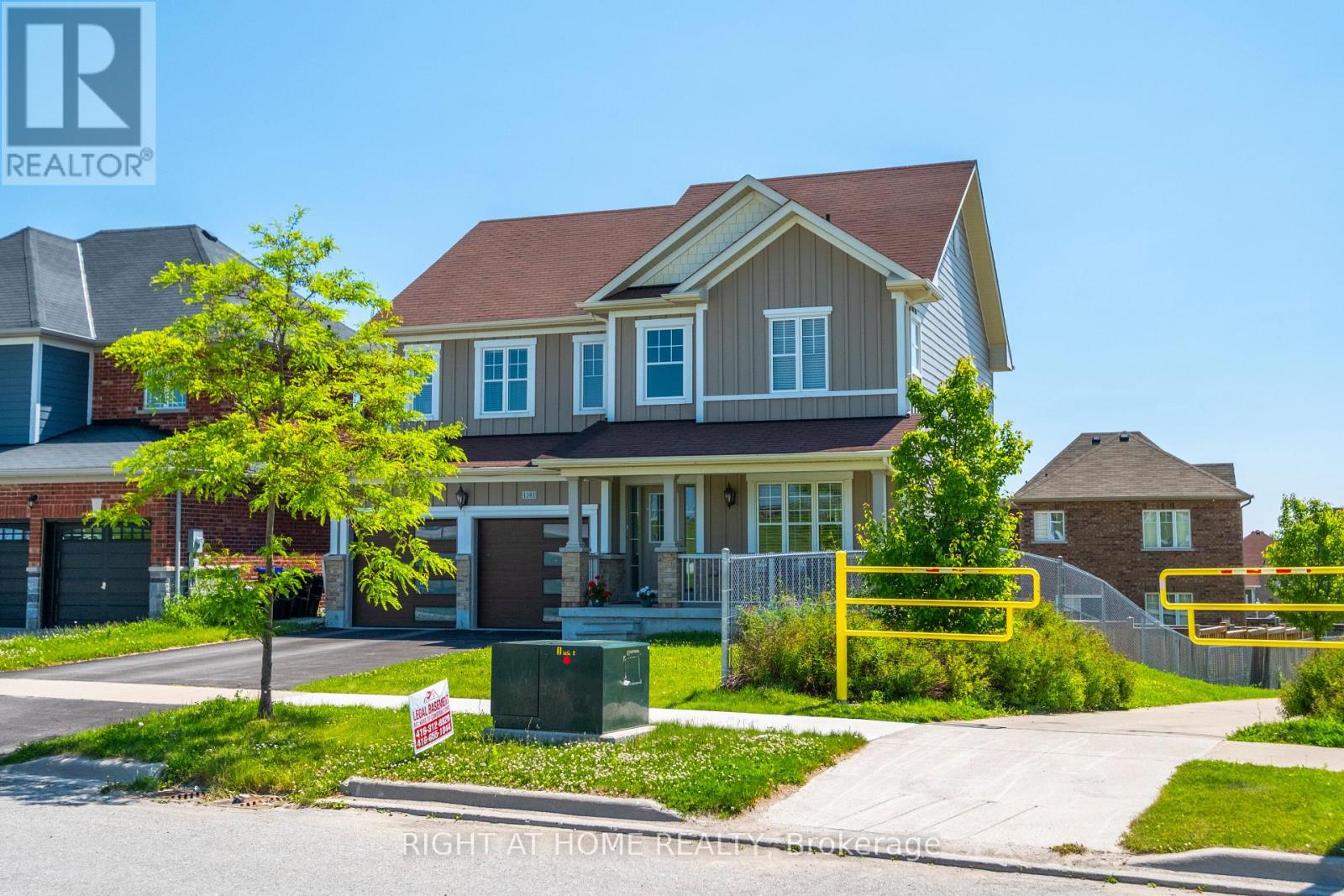 1381 Lormel Gate Avenue, Innisfil (Lefroy), Ontario  L0L 1W0 - Photo 36 - N12227474