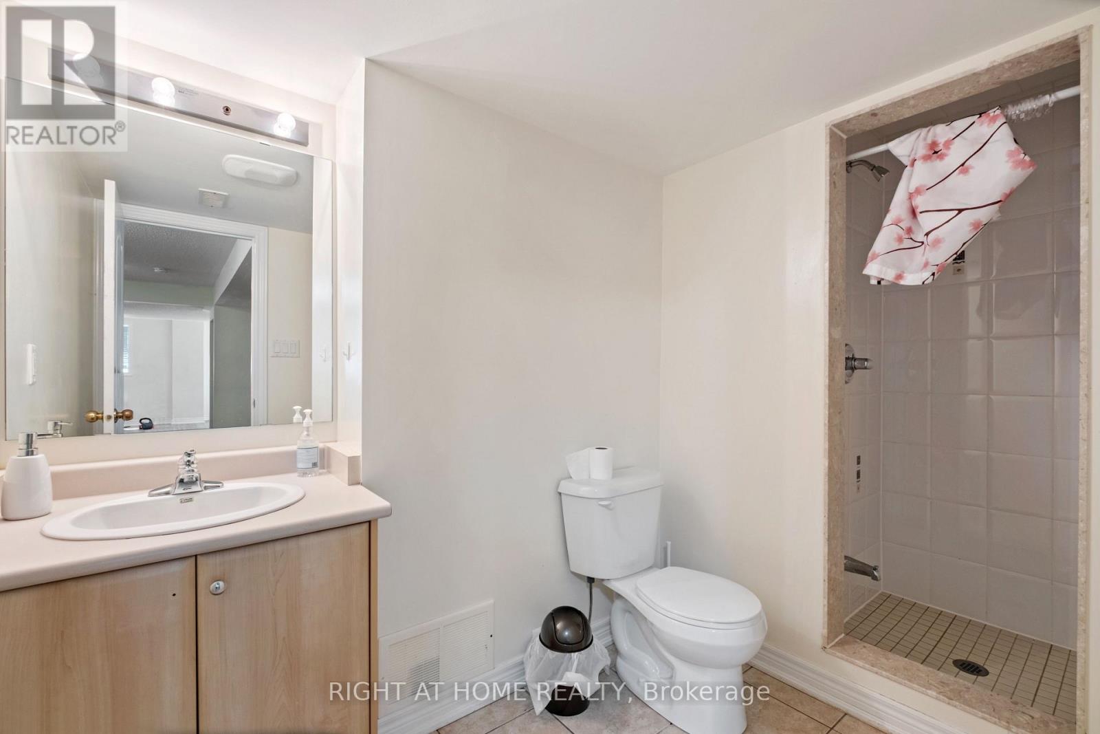 1381 Lormel Gate Avenue, Innisfil (Lefroy), Ontario  L0L 1W0 - Photo 7 - N12227474