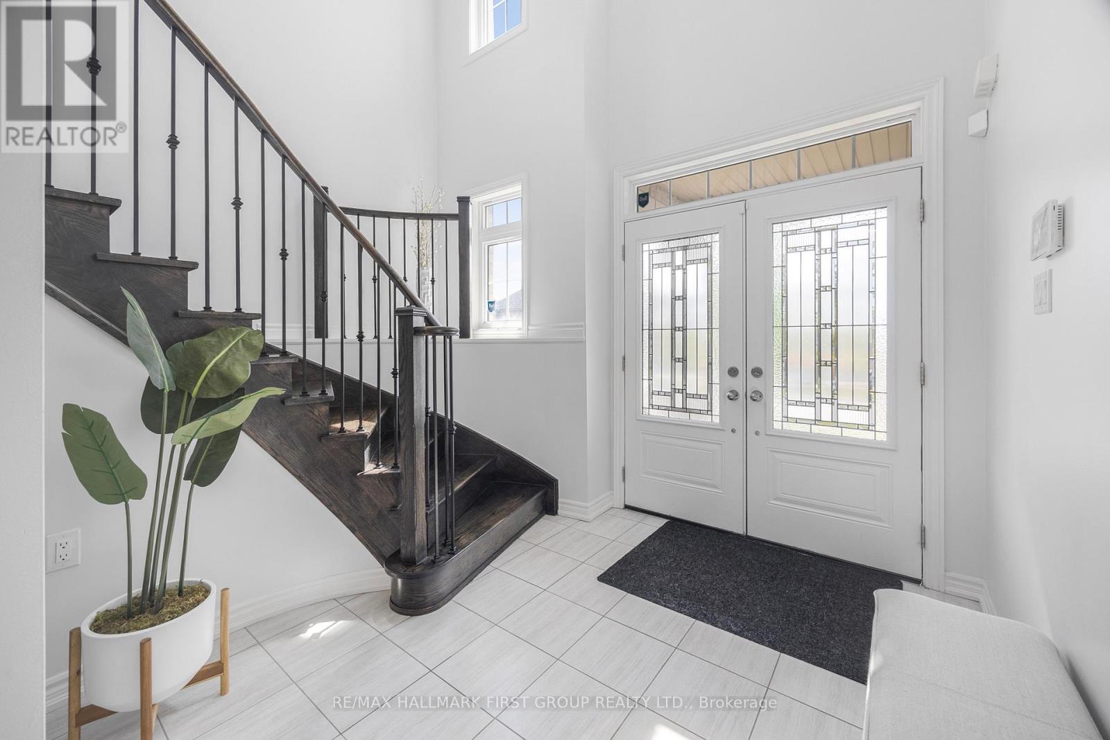 Property at 154 LYLE DRIVE image 4