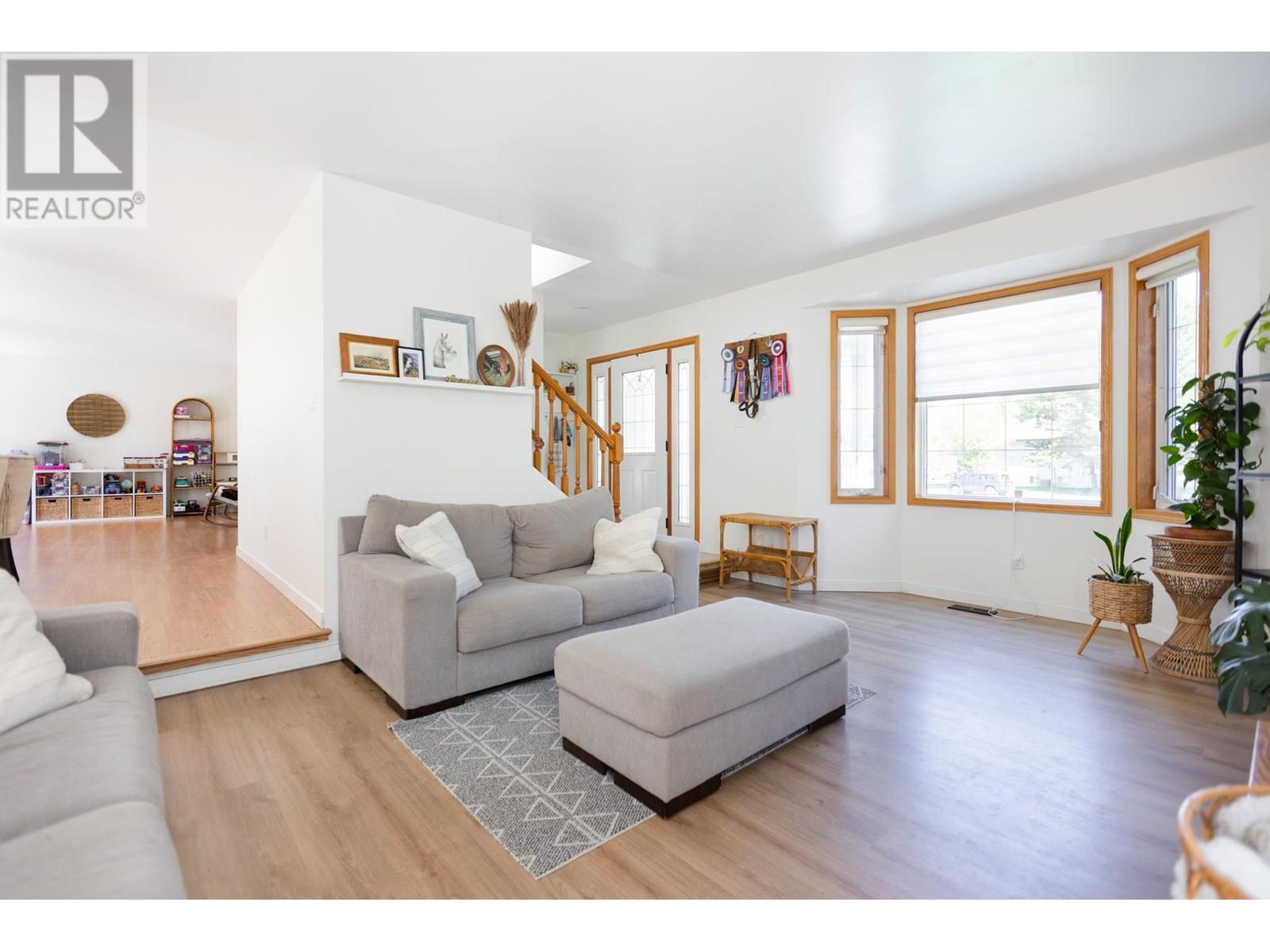 Property at 5919 ENNS PLACE image 4