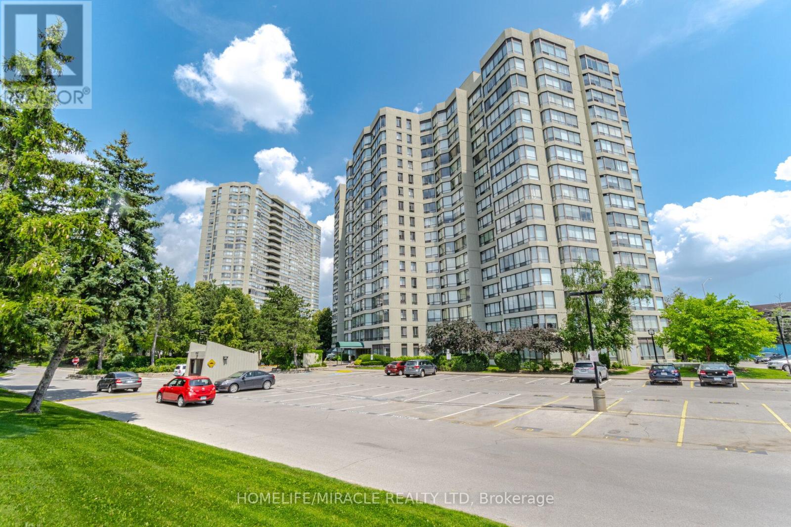 Property at 401 - 26 HANOVER ROAD image 1