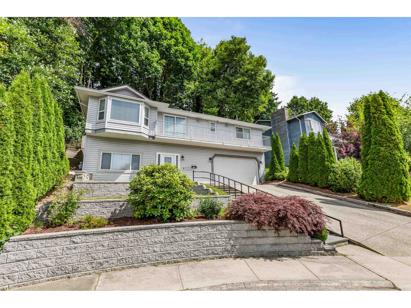 Property at 2263 SENTINEL DRIVE image 3