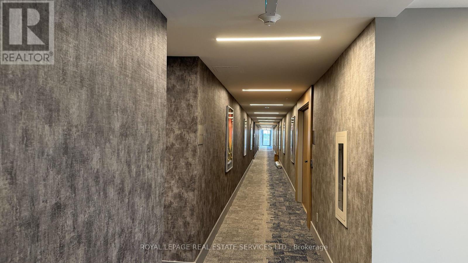 3811 - 430 Square One Drive, Mississauga, Ontario  L5B 0L6 - Photo 29 - W12223258