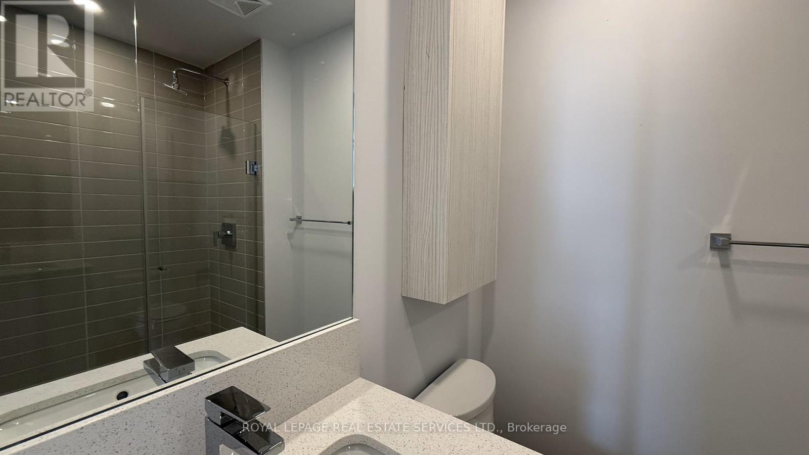 3811 - 430 Square One Drive, Mississauga, Ontario  L5B 0L6 - Photo 25 - W12223258