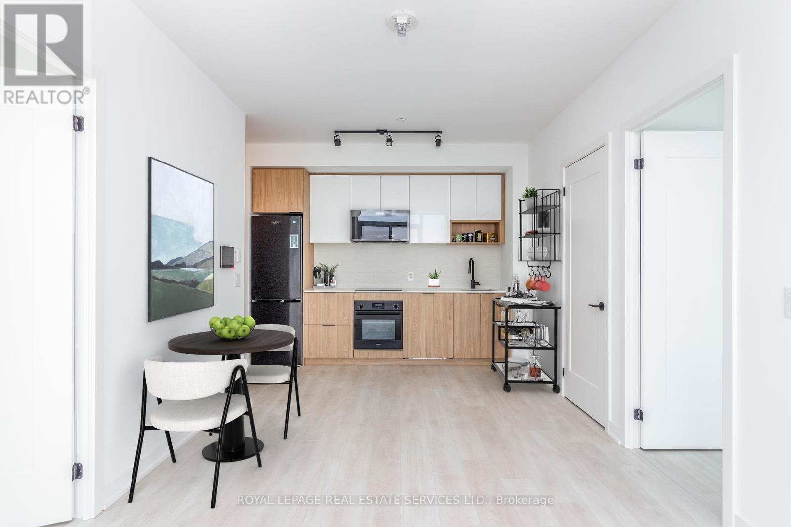 Property at 1207 - 5 DEFRIES STREET image 3