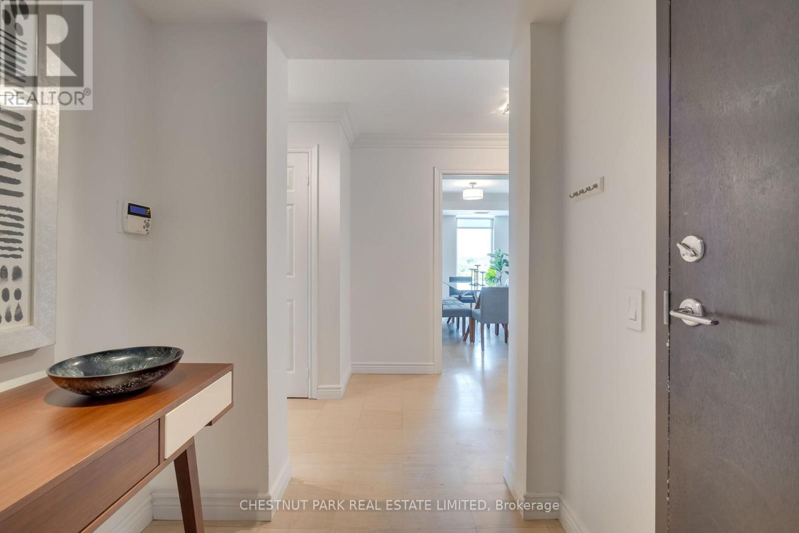 Property at 703 - 388 BLOOR STREET E image 2