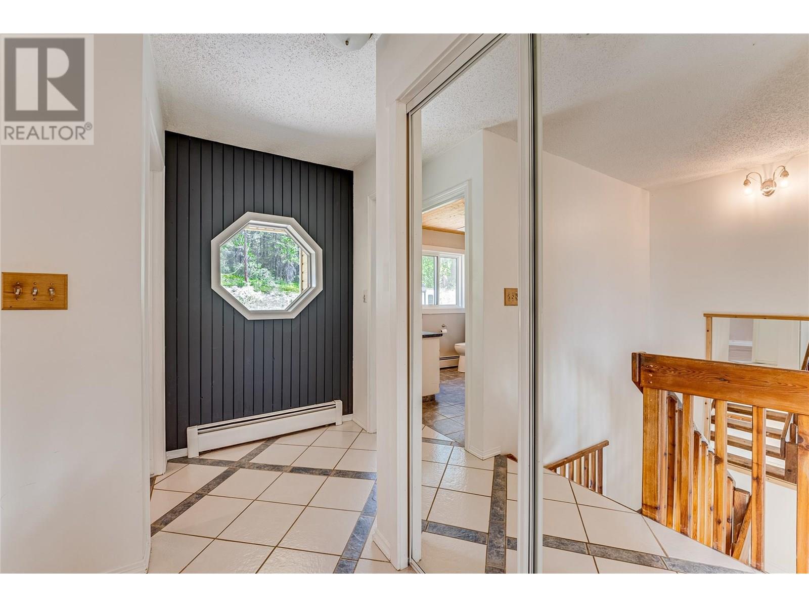 8022 Aspen Road, Vernon, British Columbia  V1B 3M9 - Photo 34 - 10352419
