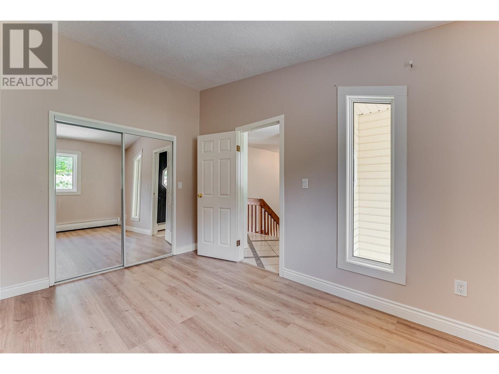 8022 Aspen Road, Vernon, British Columbia  V1B 3M9 - Photo 39 - 10352419