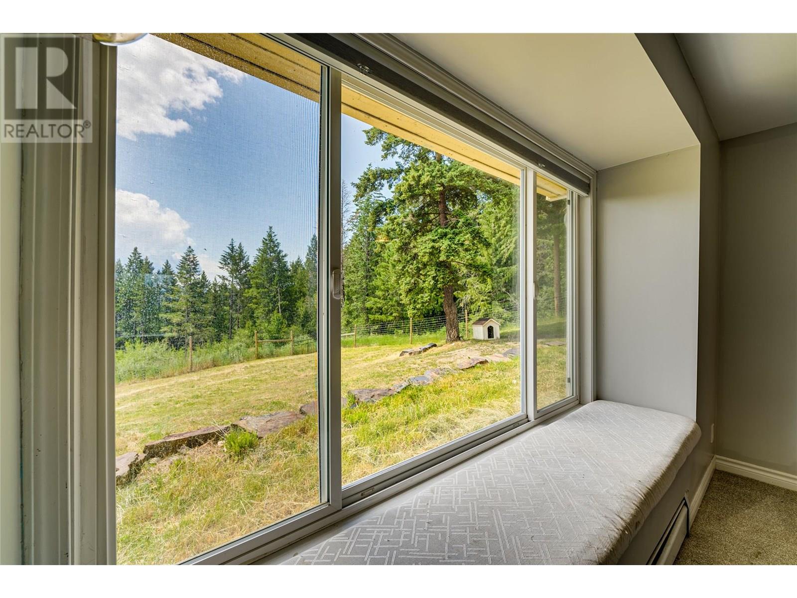 8022 Aspen Road, Vernon, British Columbia  V1B 3M9 - Photo 53 - 10352419