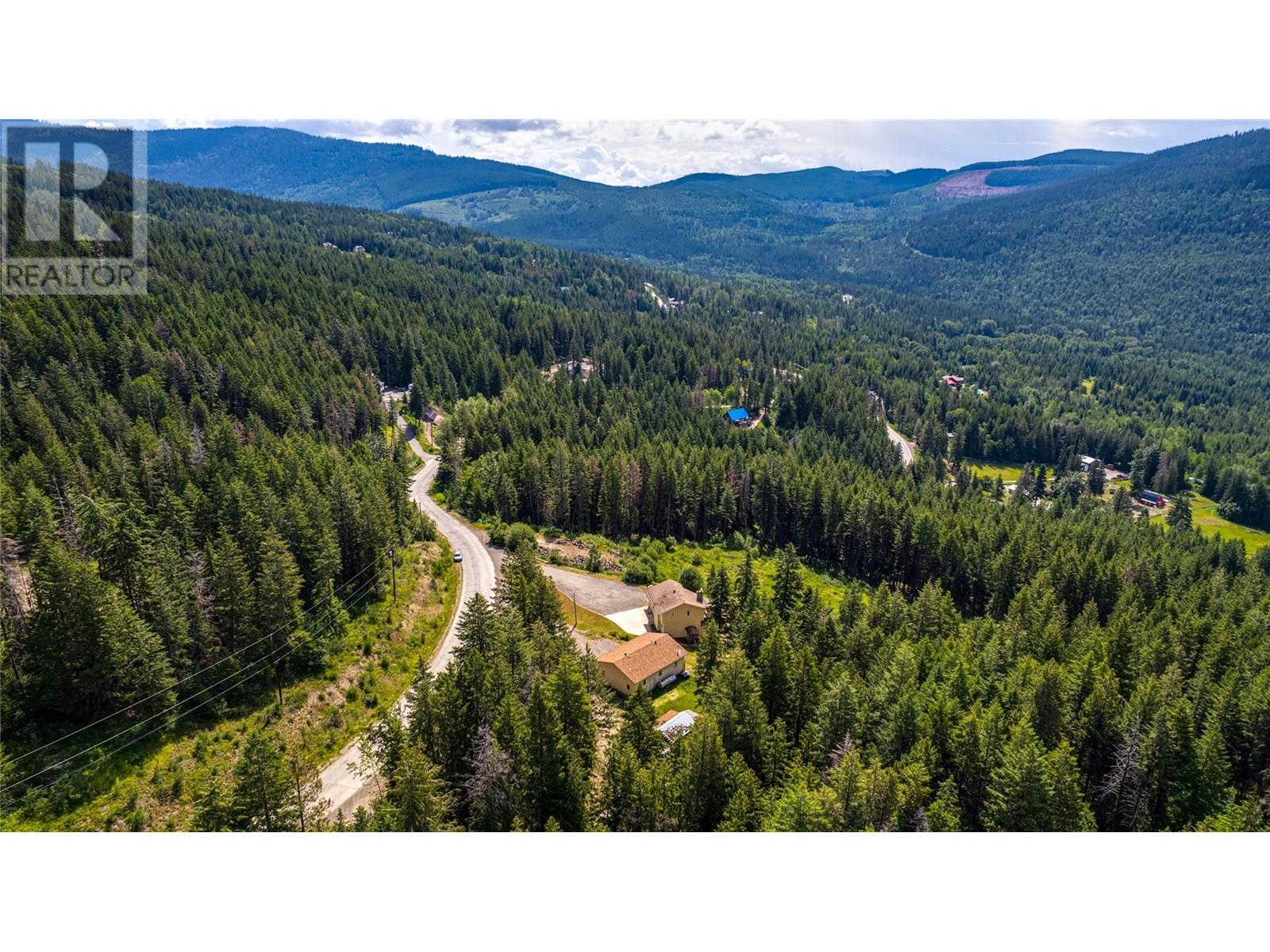 8022 Aspen Road, Vernon, British Columbia  V1B 3M9 - Photo 76 - 10352419