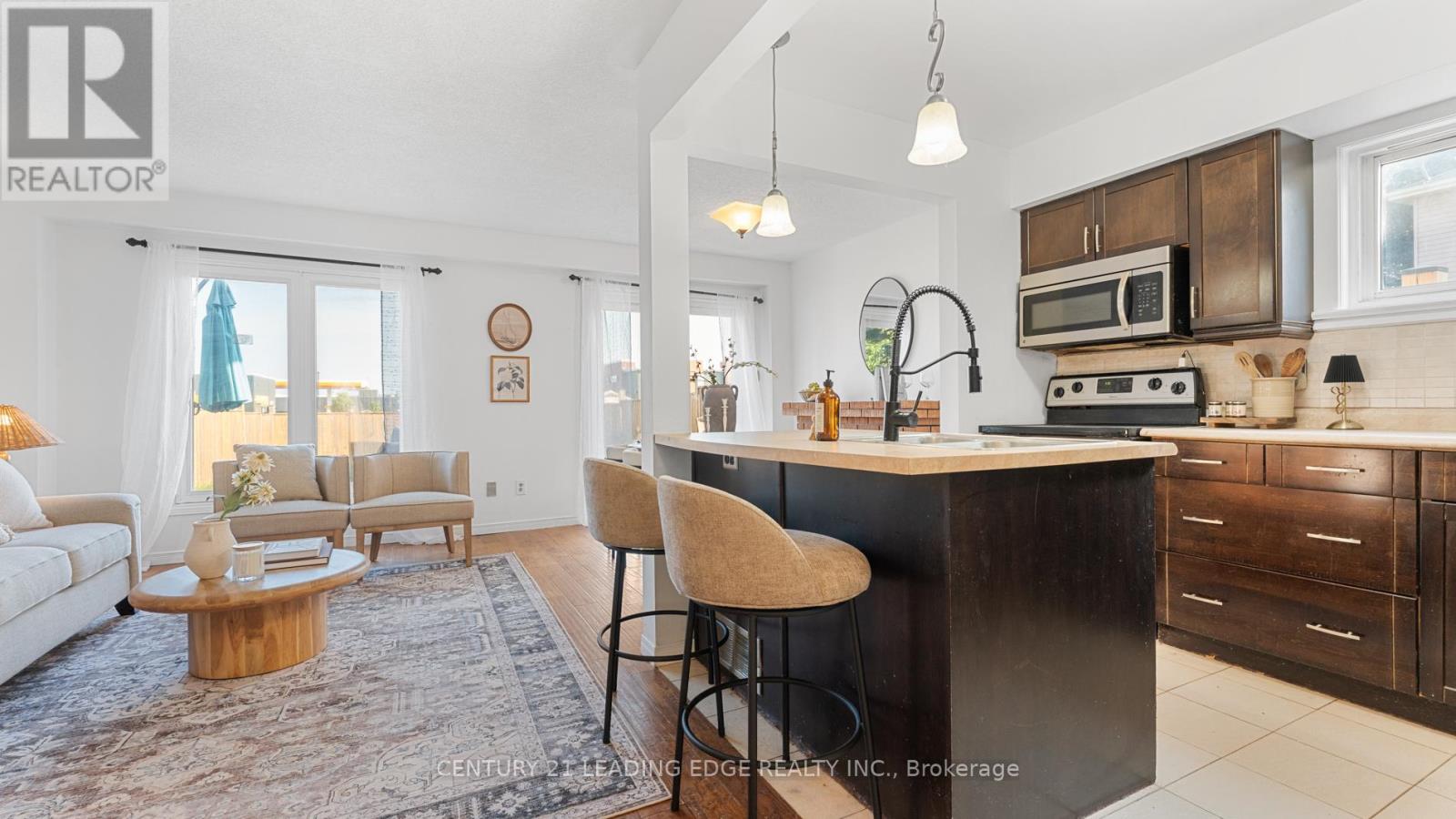 Property at 55 TURNBERRY CRESCENT image 5