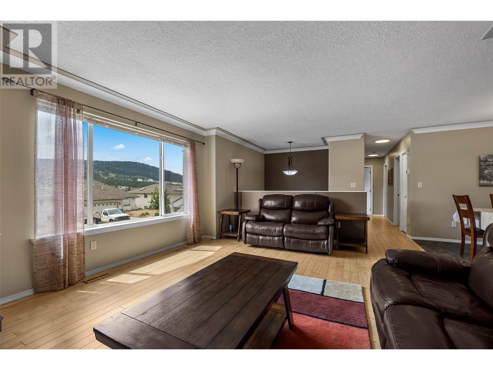 Property at 1374 SUNSHINE Court image 4
