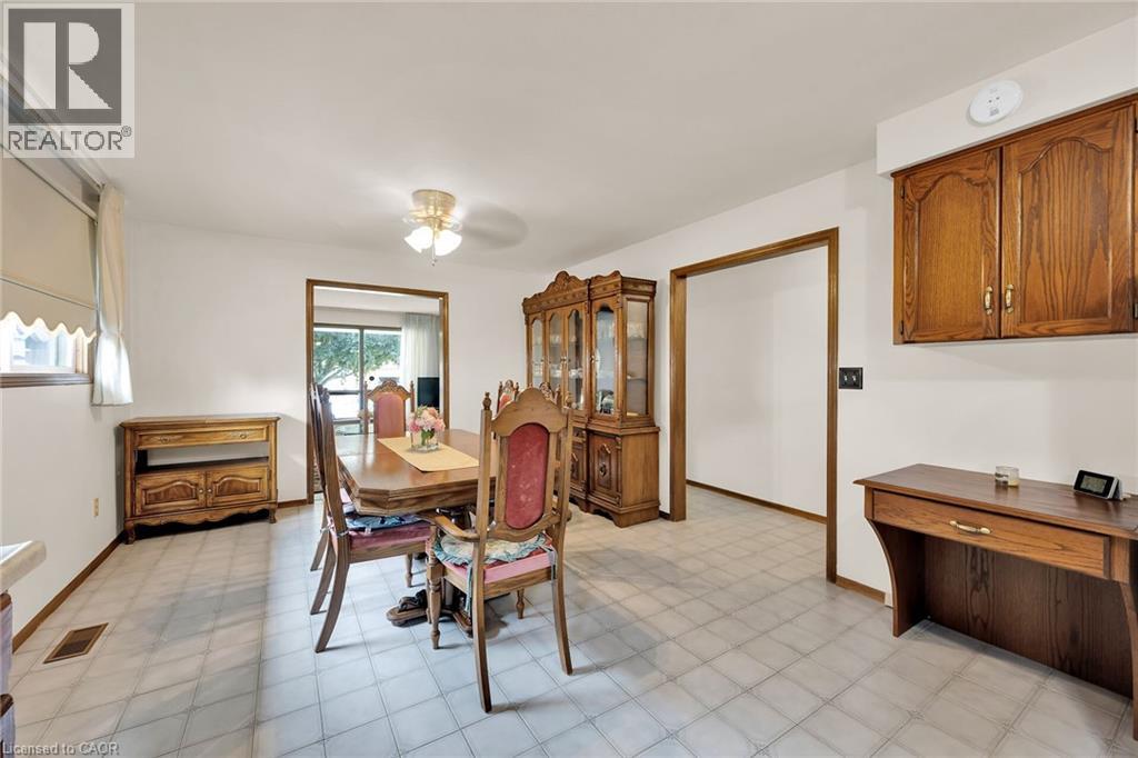 24 Pheasant Place, Hamilton, Ontario  L9A 4Z1 - Photo 13 - 40741668