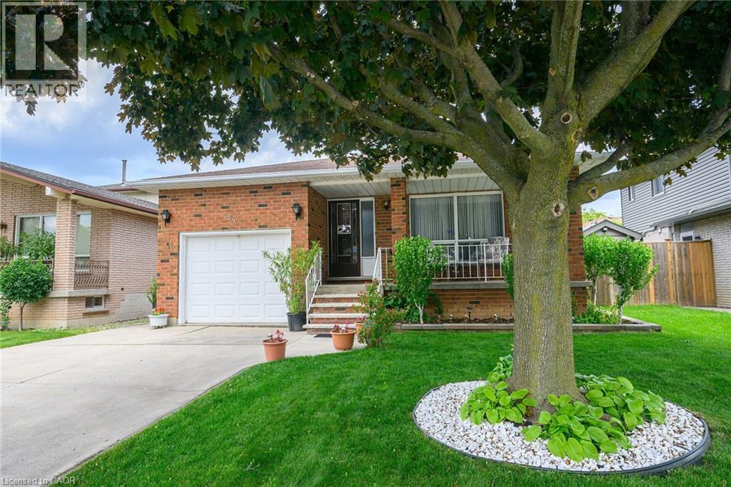 24 Pheasant Place, Hamilton, Ontario  L9A 4Z1 - Photo 44 - 40741668