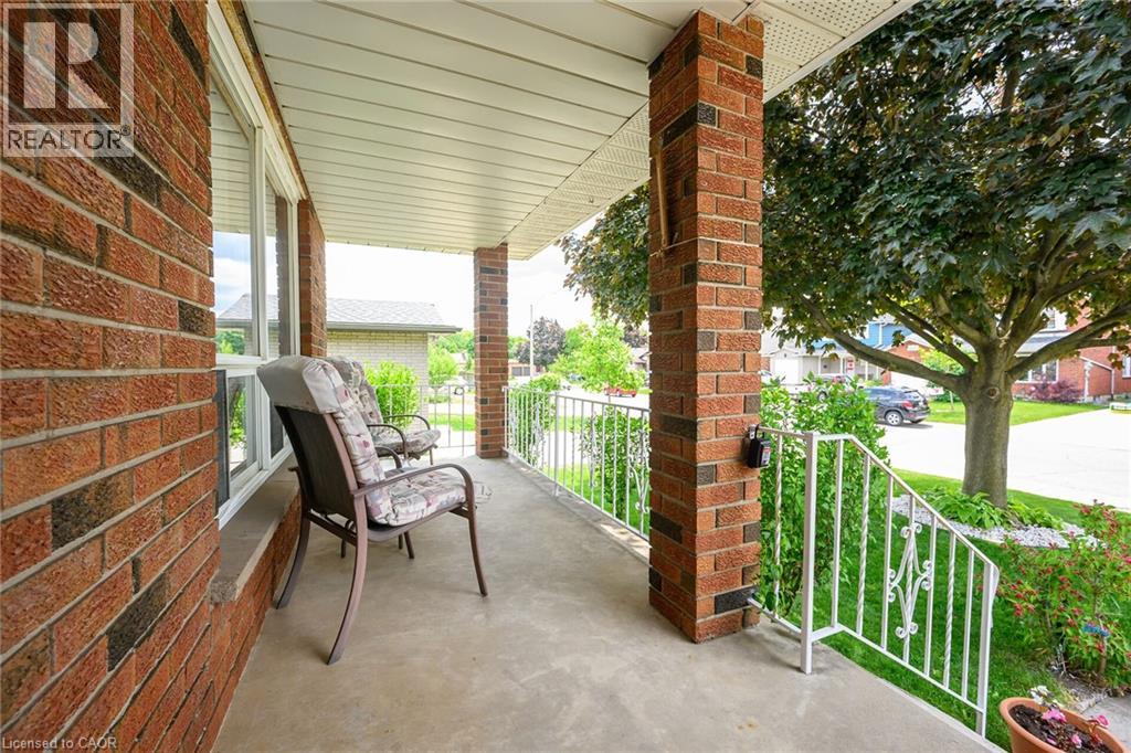 24 Pheasant Place, Hamilton, Ontario  L9A 4Z1 - Photo 42 - 40741668