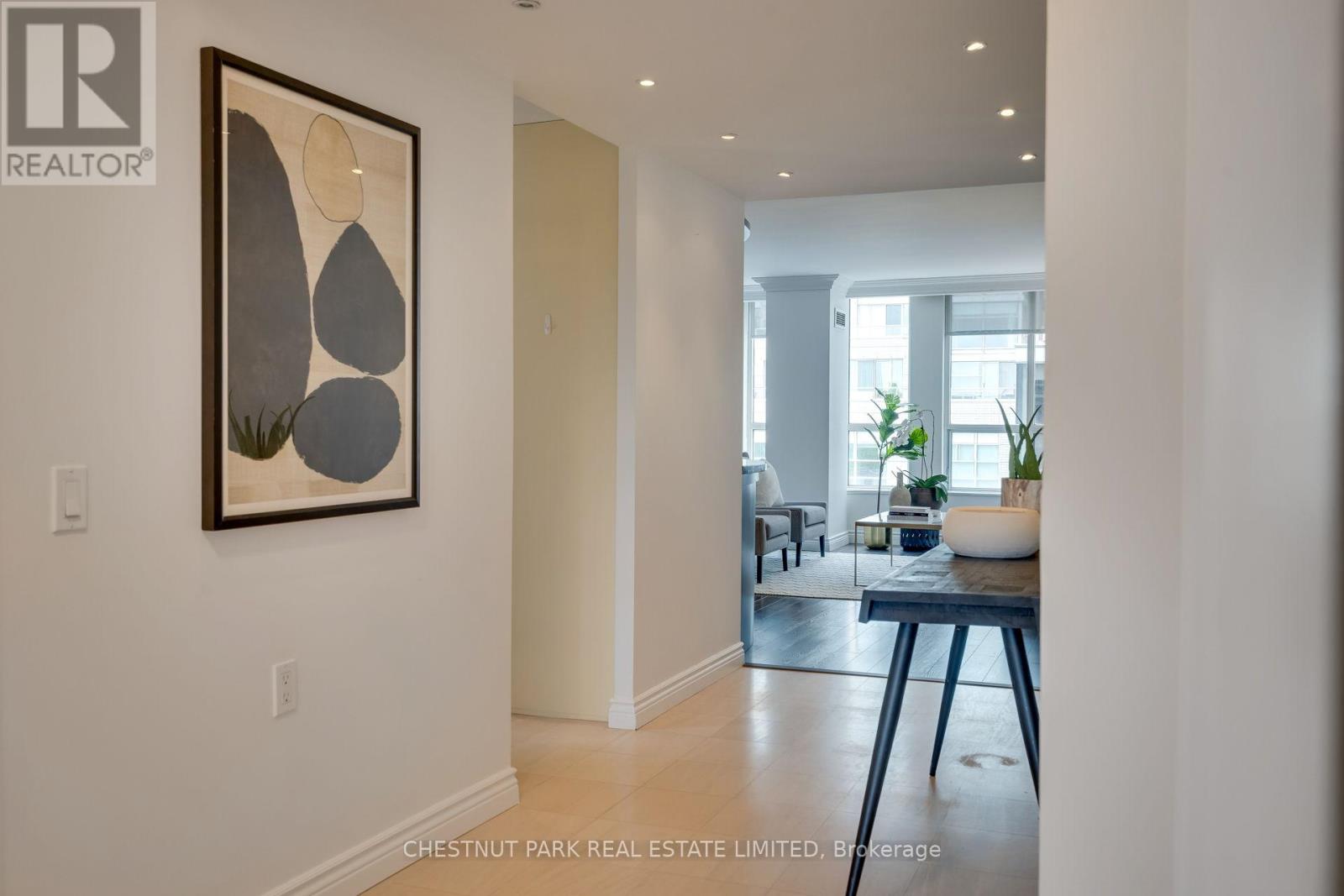 Property at 703 - 388 BLOOR STREET E image 4