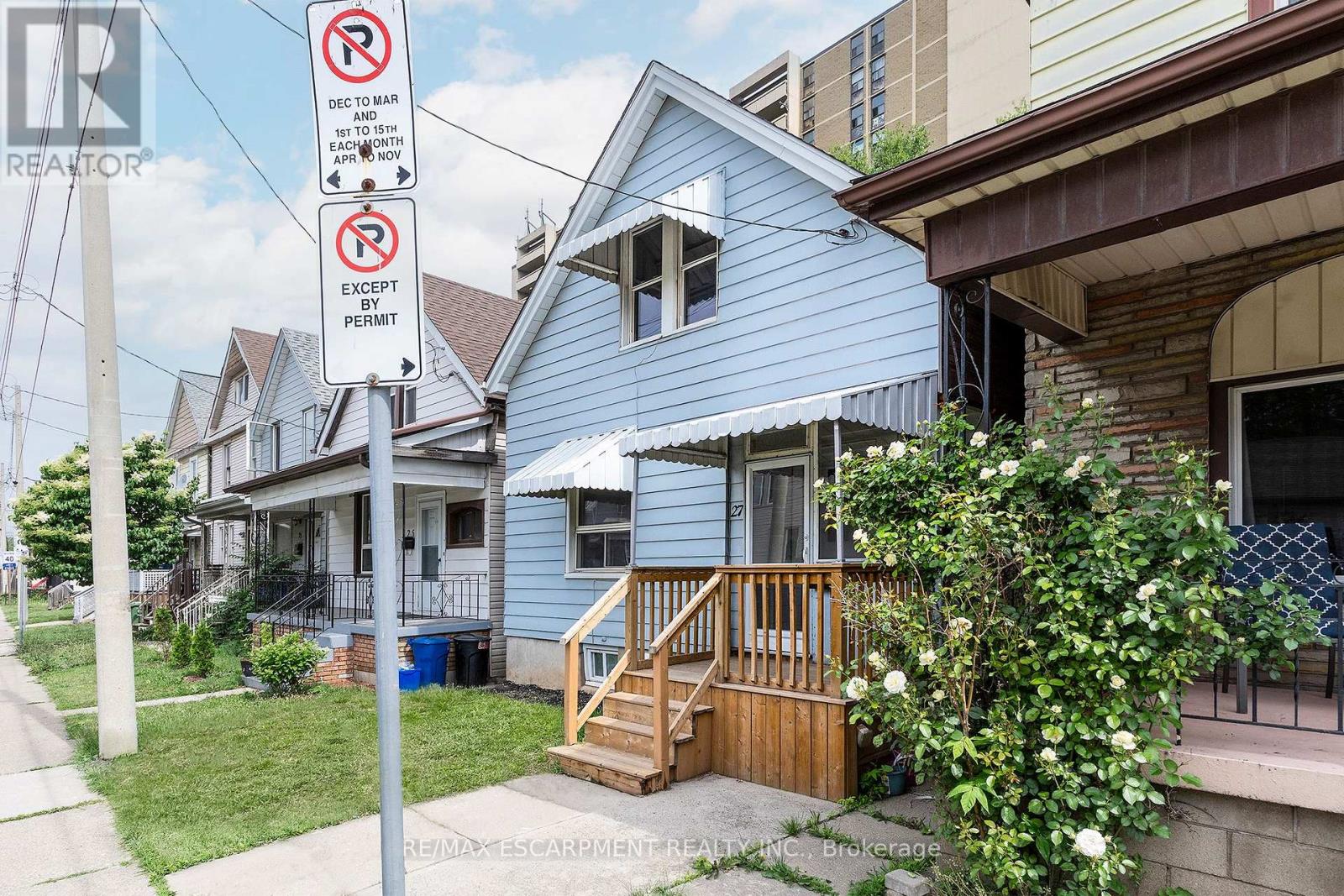 Property at 27 HARVEY STREET image 2