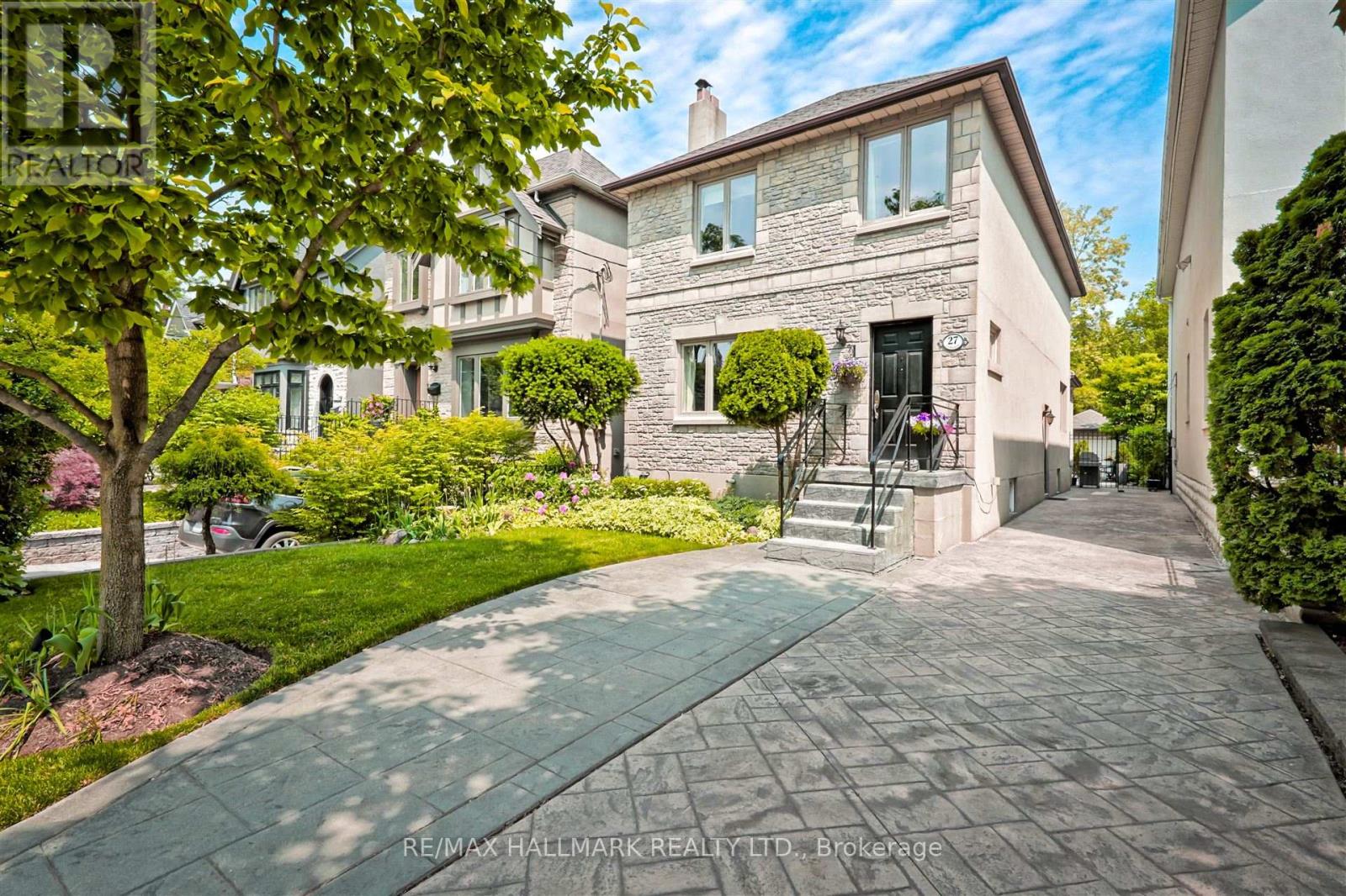 Property at 27 CAMERON CRESCENT image 1