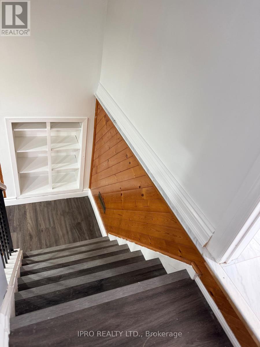 Property at 14 PILKINGTON CRESCENT image 4