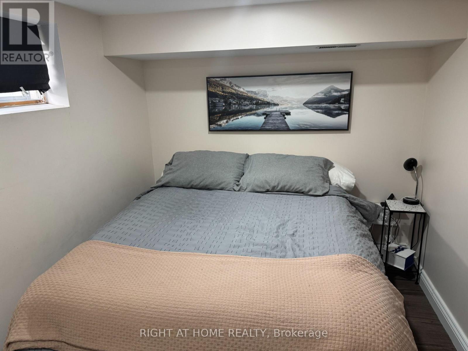 Apt B - 841 Reytan Boulevard, Pickering, Ontario  L1H 1C7 - Photo 6 - E12227831