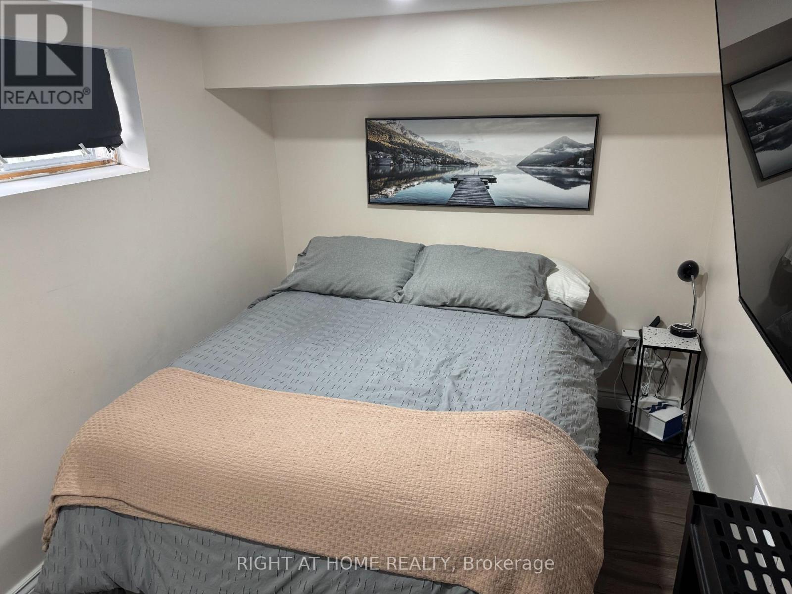 Apt B - 841 Reytan Boulevard, Pickering, Ontario  L1H 1C7 - Photo 7 - E12227831