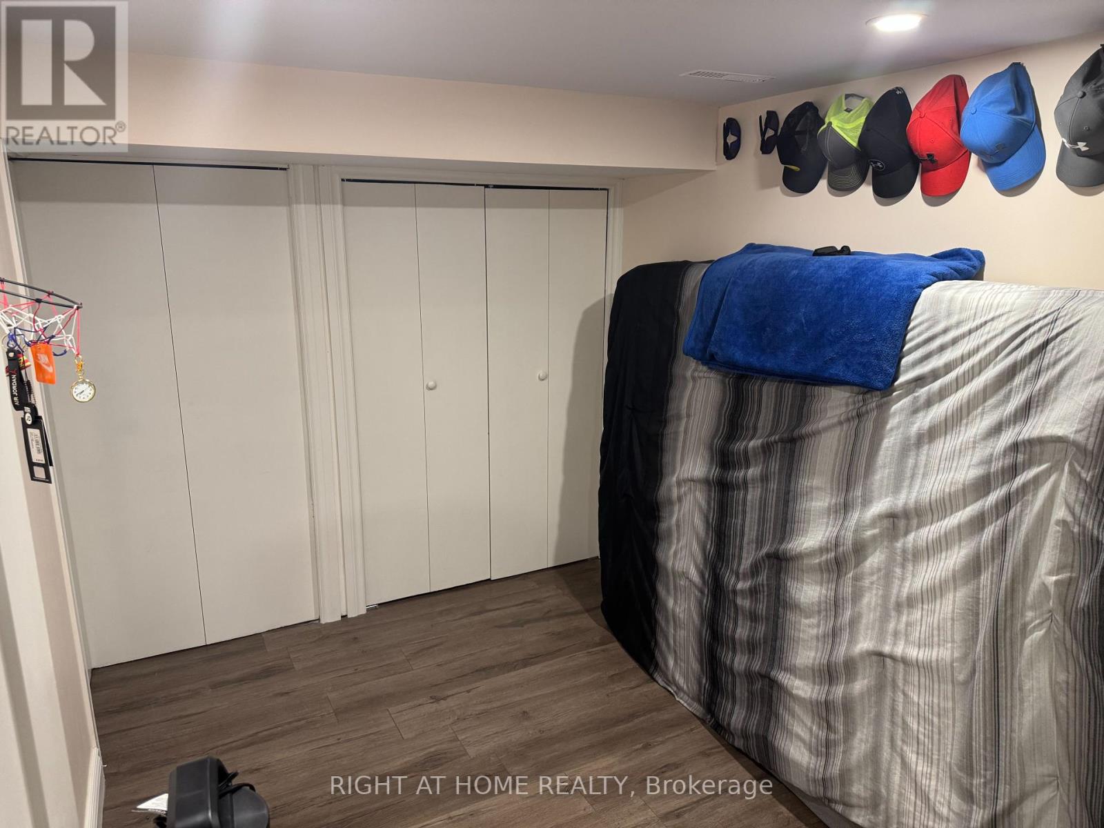Apt B - 841 Reytan Boulevard, Pickering, Ontario  L1H 1C7 - Photo 9 - E12227831