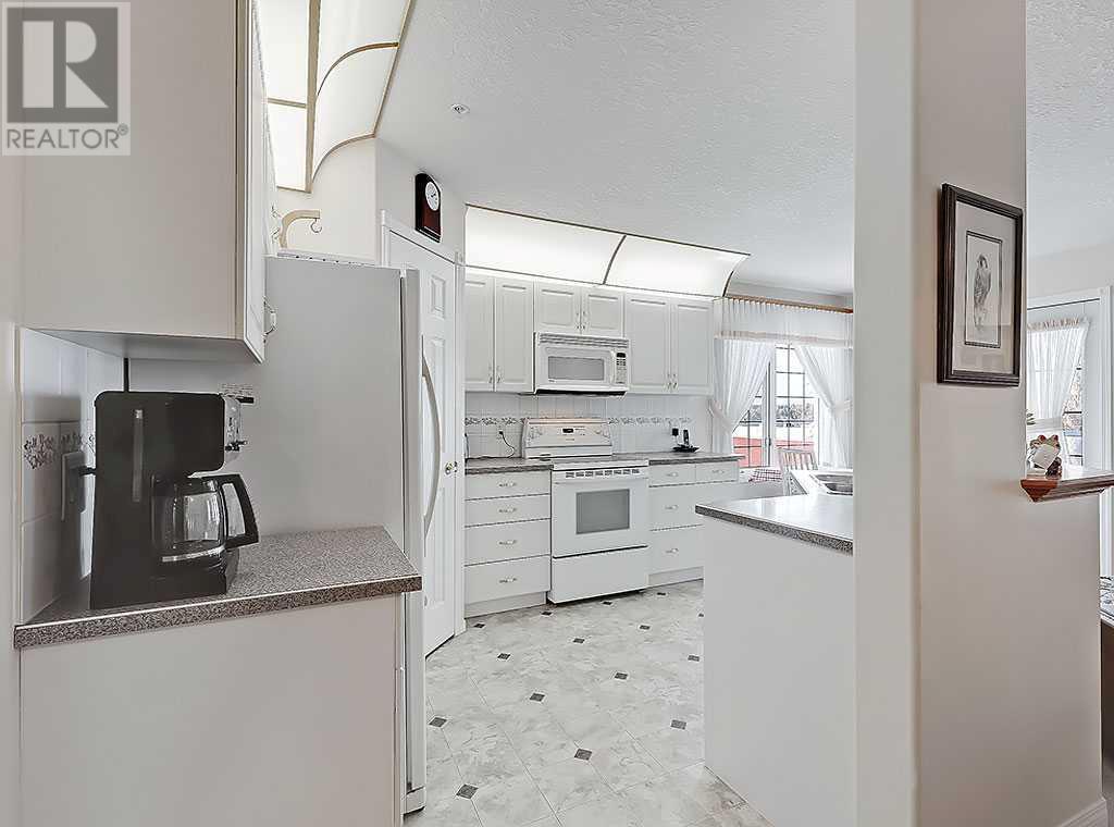 Property at 250, 8535 Bonaventure Drive SE image 4
