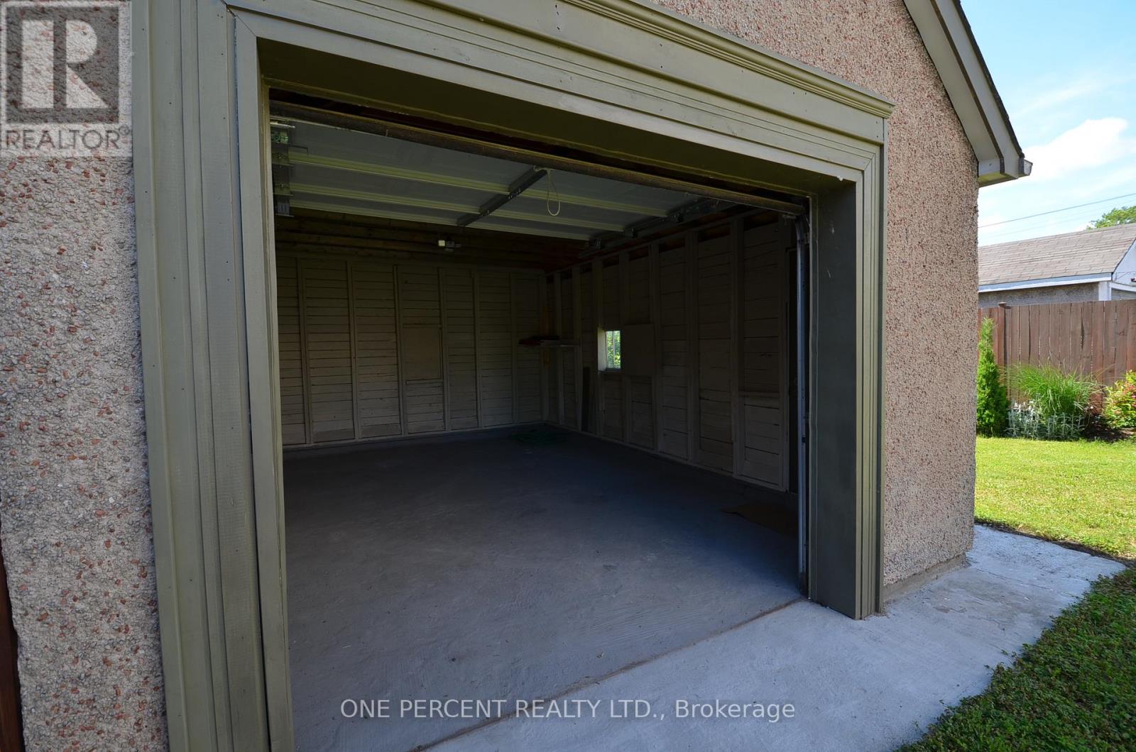 380 Fares Street, Port Colborne, Ontario  L3K 1X2 - Photo 28 - X12227871