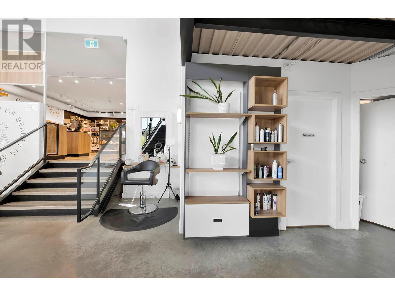 1300 Summit Drive, Kamloops, British Columbia  V2C 1T8 - Photo 32 - 10350425