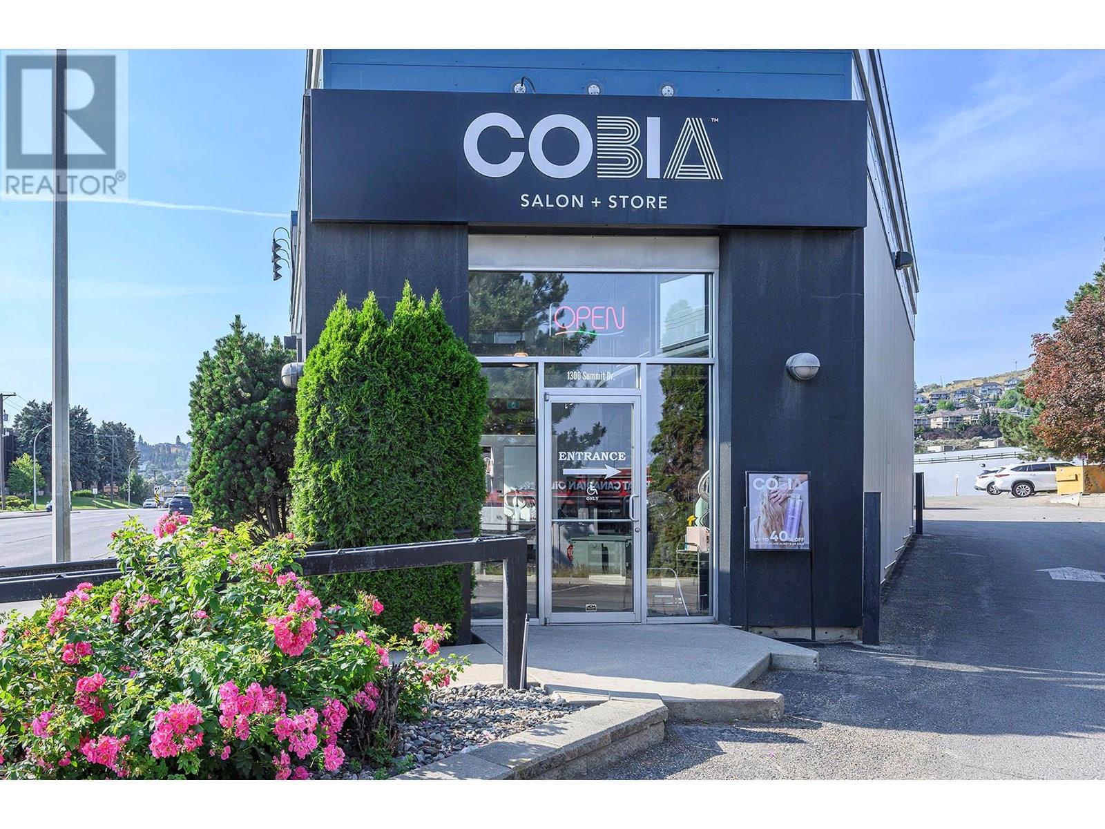 1300 Summit Drive, Kamloops, British Columbia  V2C 1T8 - Photo 52 - 10350425