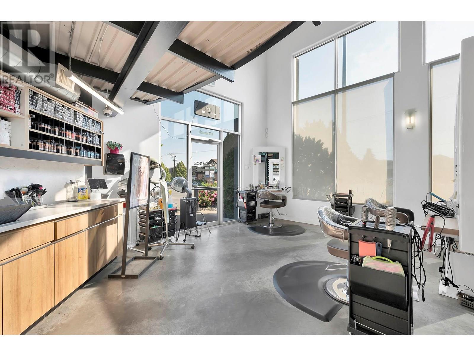 1300 Summit Drive, Kamloops, British Columbia  V2C 1T8 - Photo 23 - 10350425