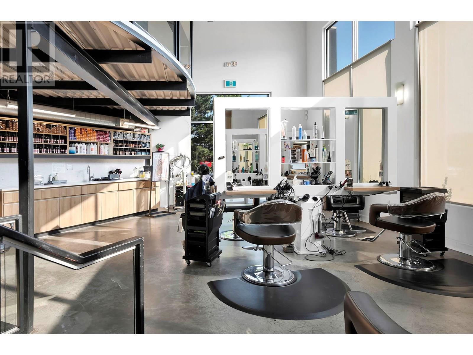 1300 Summit Drive, Kamloops, British Columbia  V2C 1T8 - Photo 28 - 10350425