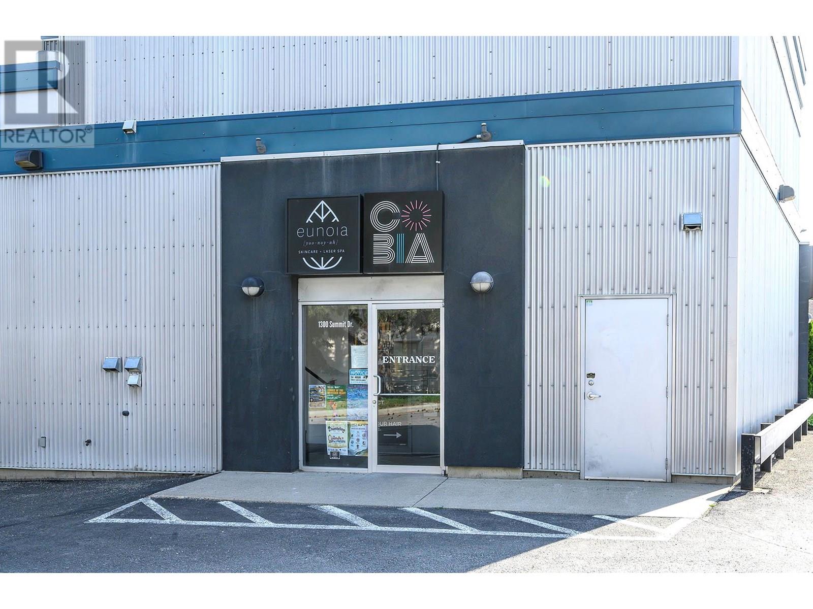 1300 Summit Drive, Kamloops, British Columbia  V2C 1T8 - Photo 54 - 10350425