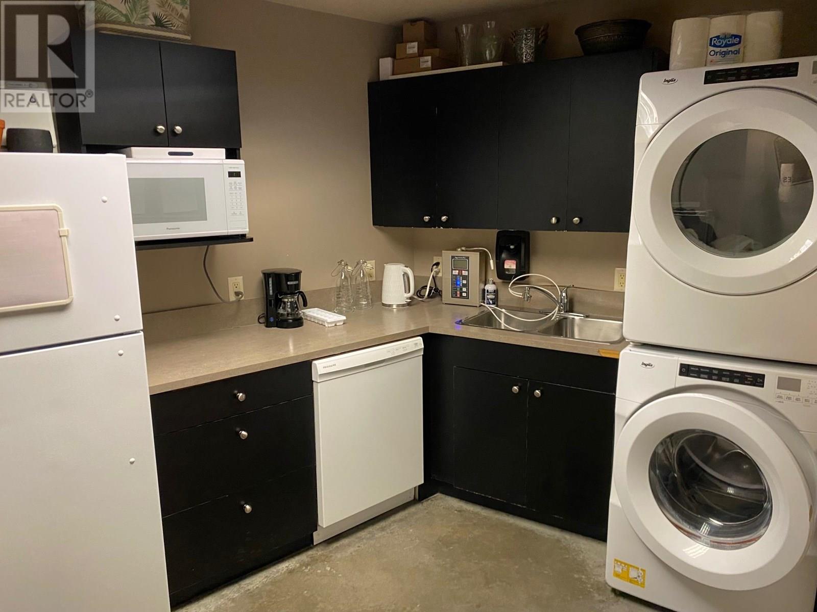 1300 Summit Drive, Kamloops, British Columbia  V2C 1T8 - Photo 65 - 10350425