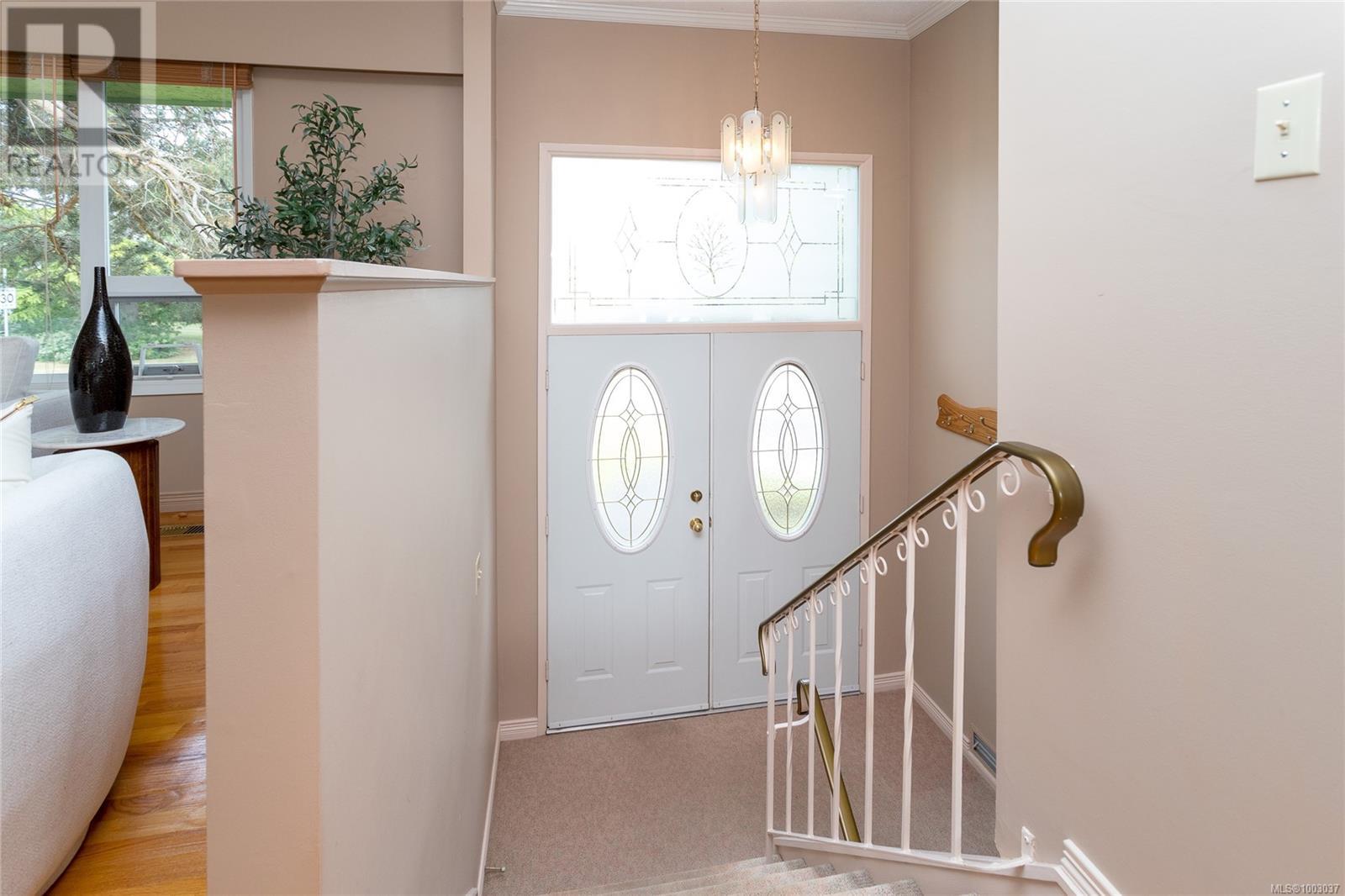 Property at 10287 Bowerbank Rd image 5